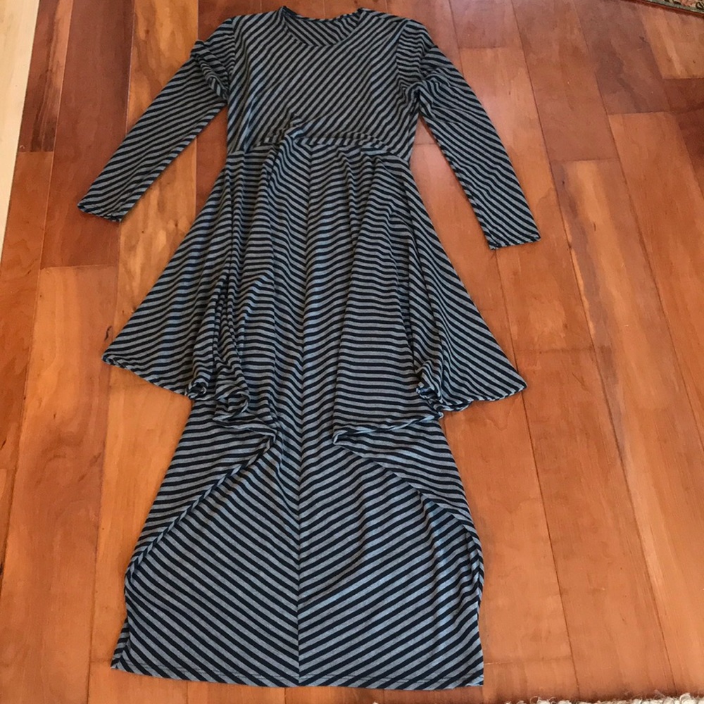 Artful Home Dress by Heydari. Black/charcoal.